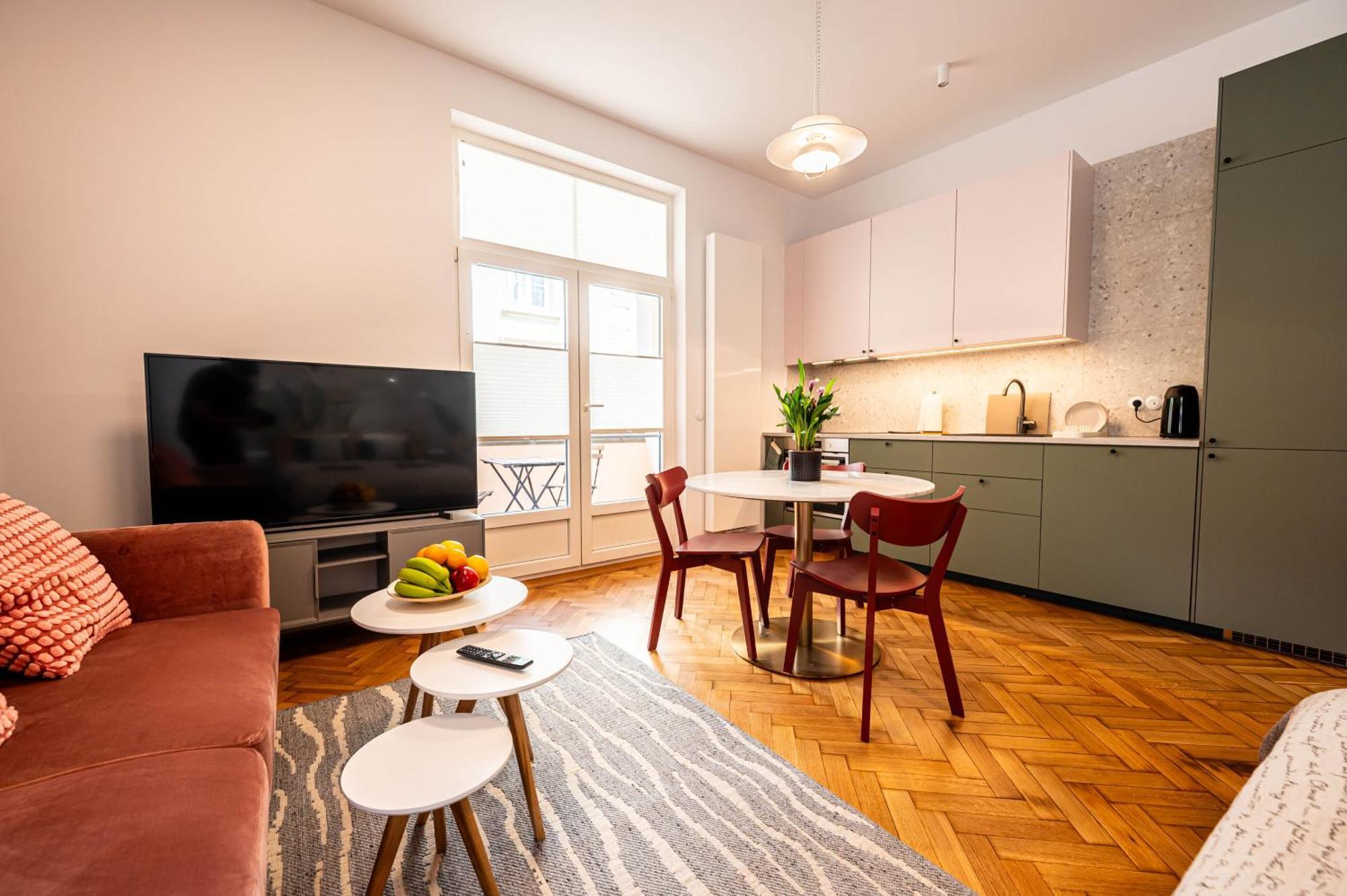 Trip Apartments คราคูฟ ภายนอก รูปภาพ
